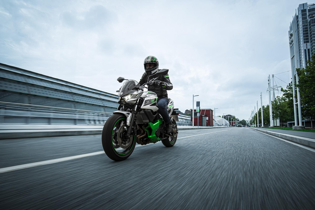 Kawasaki Z7 Hybrid